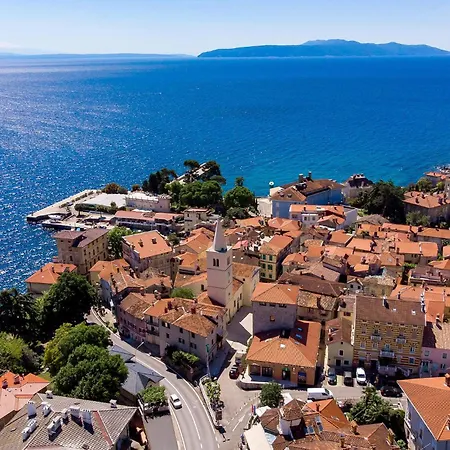 3 Bedroom Awesome In