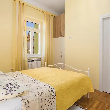 3 Bedroom Awesome In