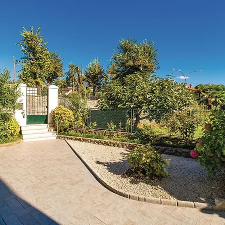 3 Bedroom Awesome In