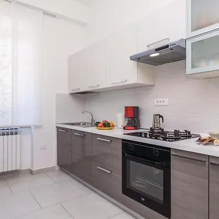 Lejlighed 3 Bedroom Awesome In Lovran