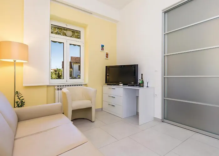 Apartmán 3 Bedroom Awesome In