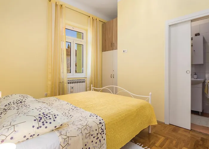 3 Bedroom Awesome In