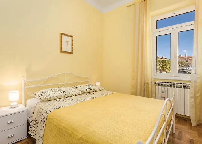 Apartmán 3 Bedroom Awesome In