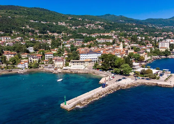 3 Bedroom Awesome In *