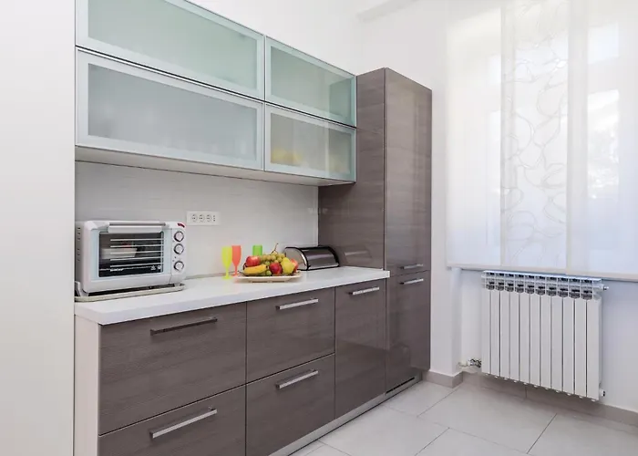 3 Bedroom Awesome In * Lovran